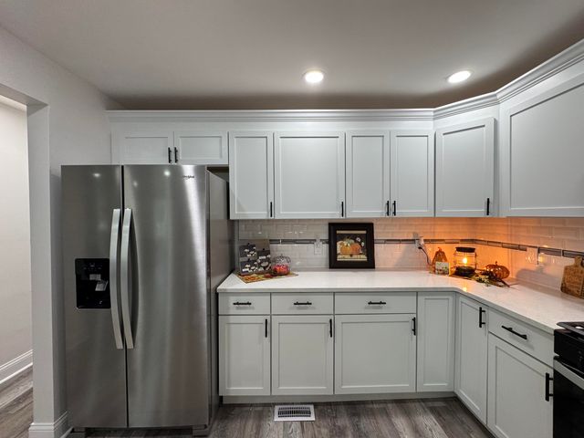 1427 Austin Avenue, Schererville, IN 46375