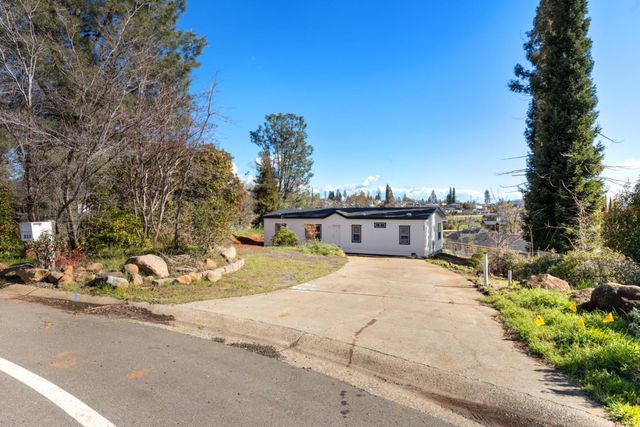 333 Circlewood Drive, Paradise, CA 95969