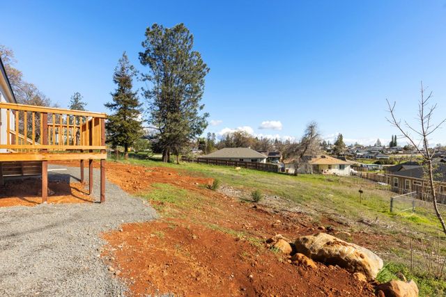 333 Circlewood Drive, Paradise, CA 95969