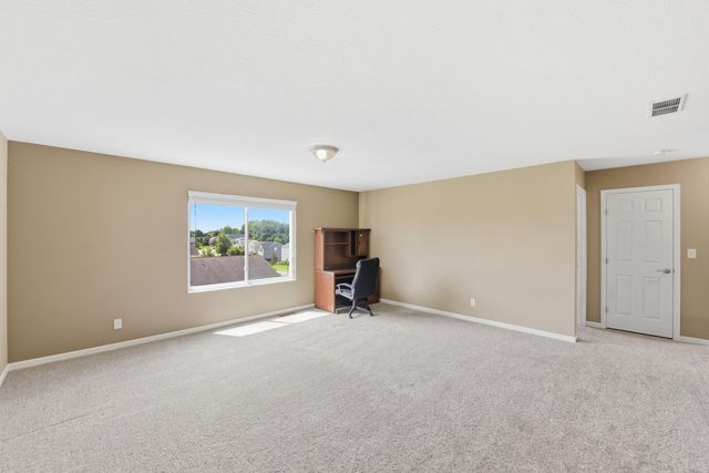 1233 Summerlake Drive, Alexandria, KY 41001