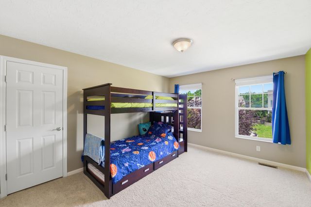 1233 Summerlake Drive, Alexandria, KY 41001
