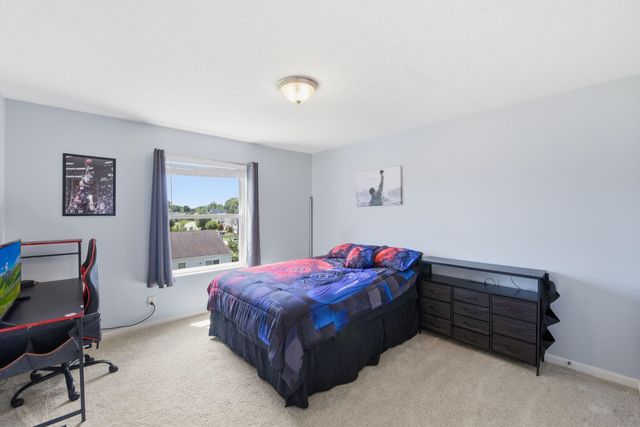 1233 Summerlake Drive, Alexandria, KY 41001