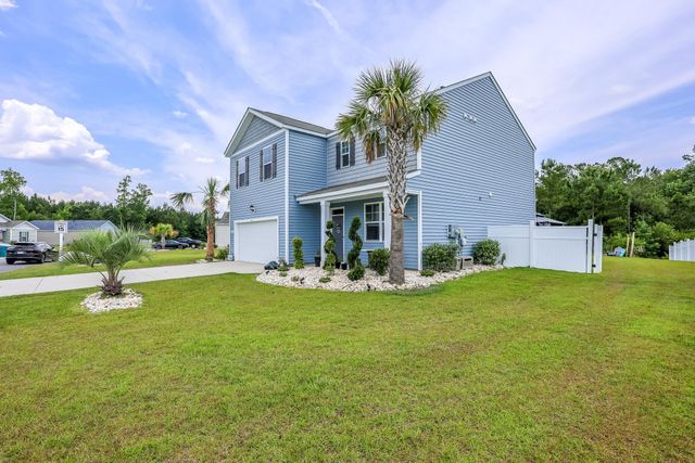 522 Royal Arch Dr., Conway, SC 29526
