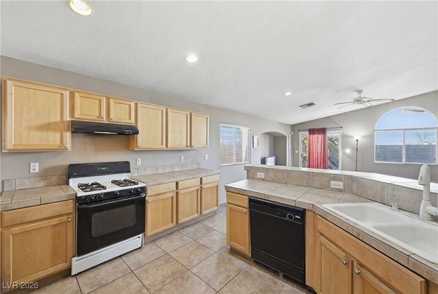 7674 Rainbow Cove Drive, Las Vegas, NV 89131
