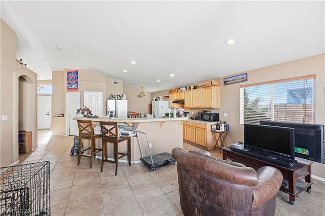 7674 Rainbow Cove Drive, Las Vegas, NV 89131
