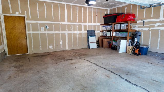 19135 Lake Forest Dr, Penn Valley, CA 95946