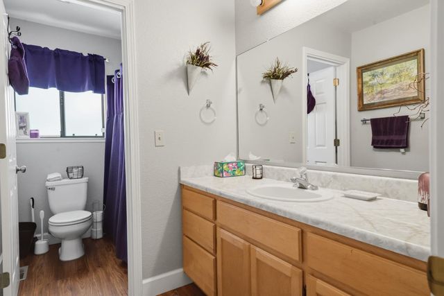 19135 Lake Forest Dr, Penn Valley, CA 95946
