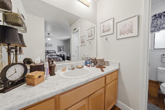 19135 Lake Forest Dr, Penn Valley, CA 95946