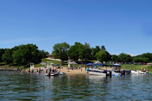 19135 Lake Forest Dr, Penn Valley, CA 95946