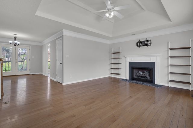 188 Whitehall Dr, Clarksville, TN 37042