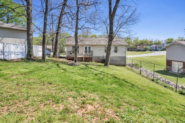 188 Whitehall Dr, Clarksville, TN 37042