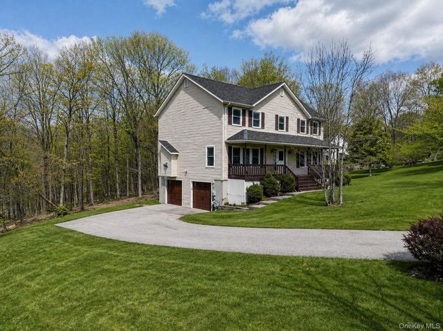 17 Yale Drive, Highland Mills, NY 10930