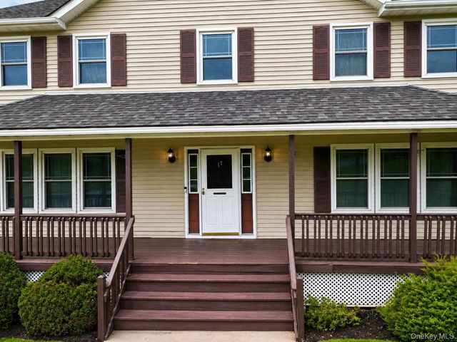 17 Yale Drive, Highland Mills, NY 10930