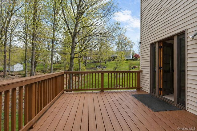 17 Yale Drive, Highland Mills, NY 10930