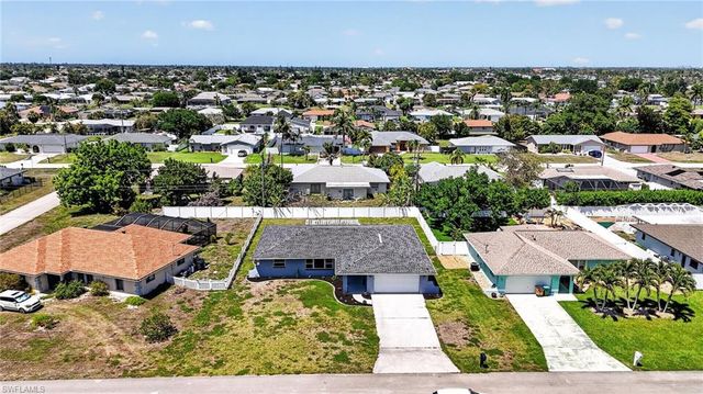 1305 SE 37th TER, Cape Coral, FL 33904