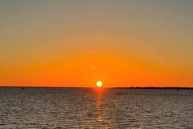 1305 SE 37th TER, Cape Coral, FL 33904