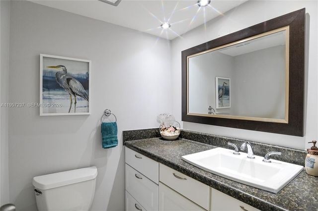 4751 NW 21st St 401, Lauderhill, FL 33313