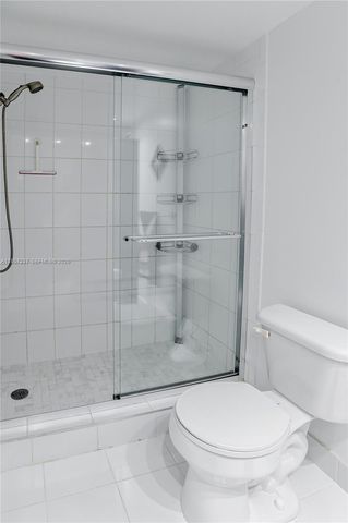 4751 NW 21st St 401, Lauderhill, FL 33313