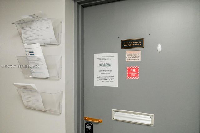 4751 NW 21st St 401, Lauderhill, FL 33313