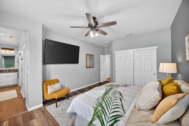 5731 Lolet Way, Sacramento, CA 95835