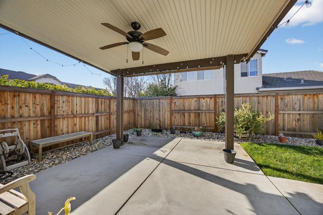 5731 Lolet Way, Sacramento, CA 95835