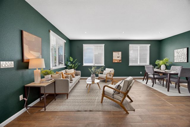 5731 Lolet Way, Sacramento, CA 95835