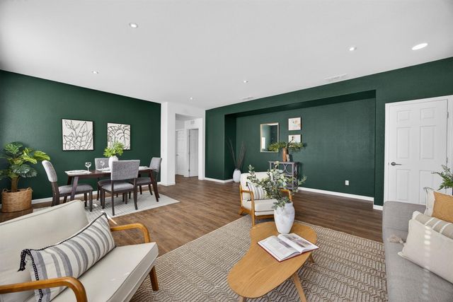 5731 Lolet Way, Sacramento, CA 95835