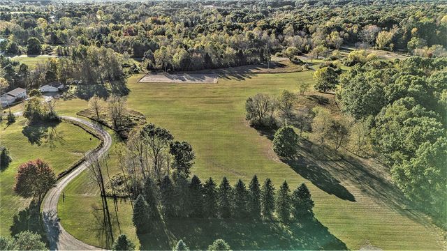 6211 Cannonsburg Road, Belmont, MI 49306