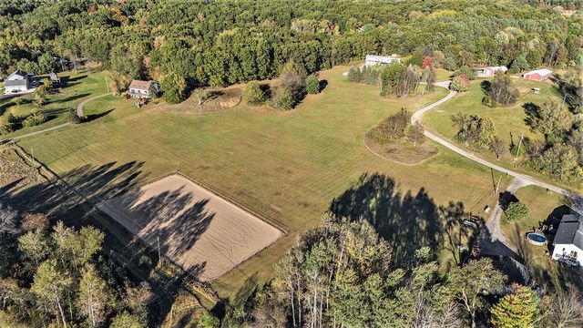 6211 Cannonsburg Road, Belmont, MI 49306