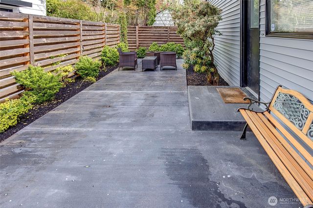 4606 NE 47th Street, Seattle, WA 98105