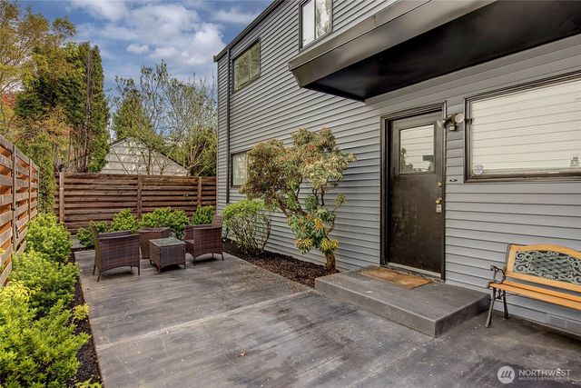 4606 NE 47th Street, Seattle, WA 98105