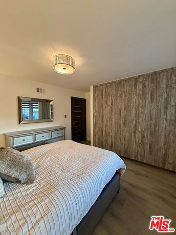 7748 Ethel Avenue, North Hollywood (los Angeles), CA 91605