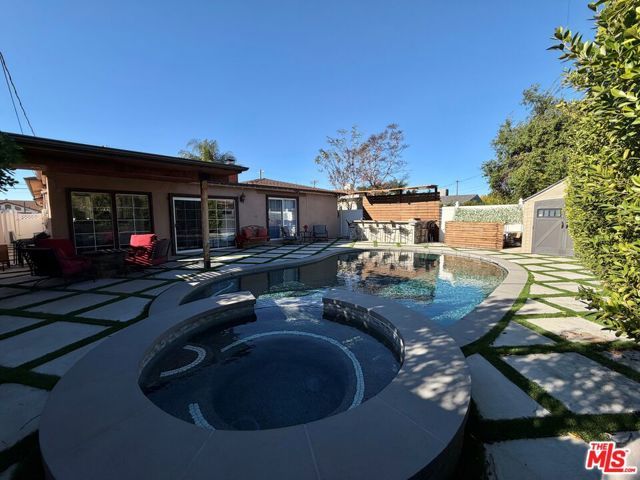 7748 Ethel Avenue, North Hollywood (los Angeles), CA 91605