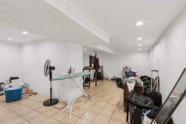 2115 Emerson Street, Evanston, IL 60201