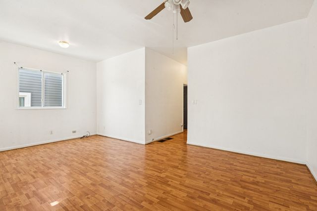 2115 Emerson Street, Evanston, IL 60201