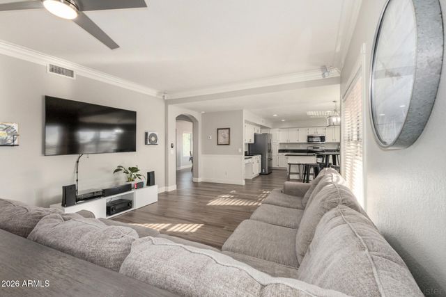 314 S SANDSTONE Street, Gilbert, AZ 85296