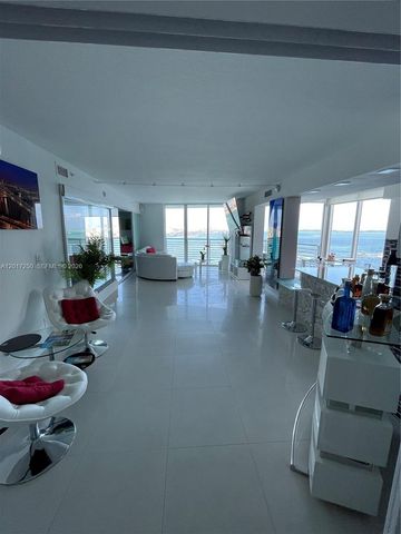 335 S Biscayne Boulevard 1209, Miami, FL 33131