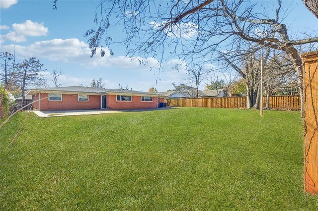 2417 NW 55th Terrace, Oklahoma City, OK 73112