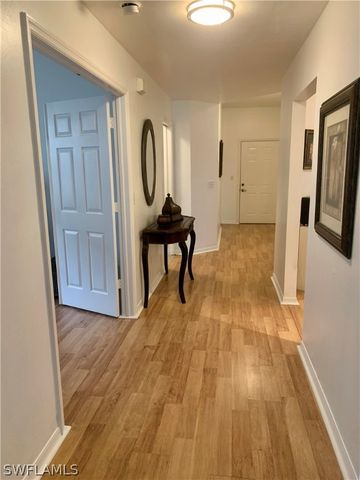 230 Robin Hood CIR 102, Naples, FL 34104