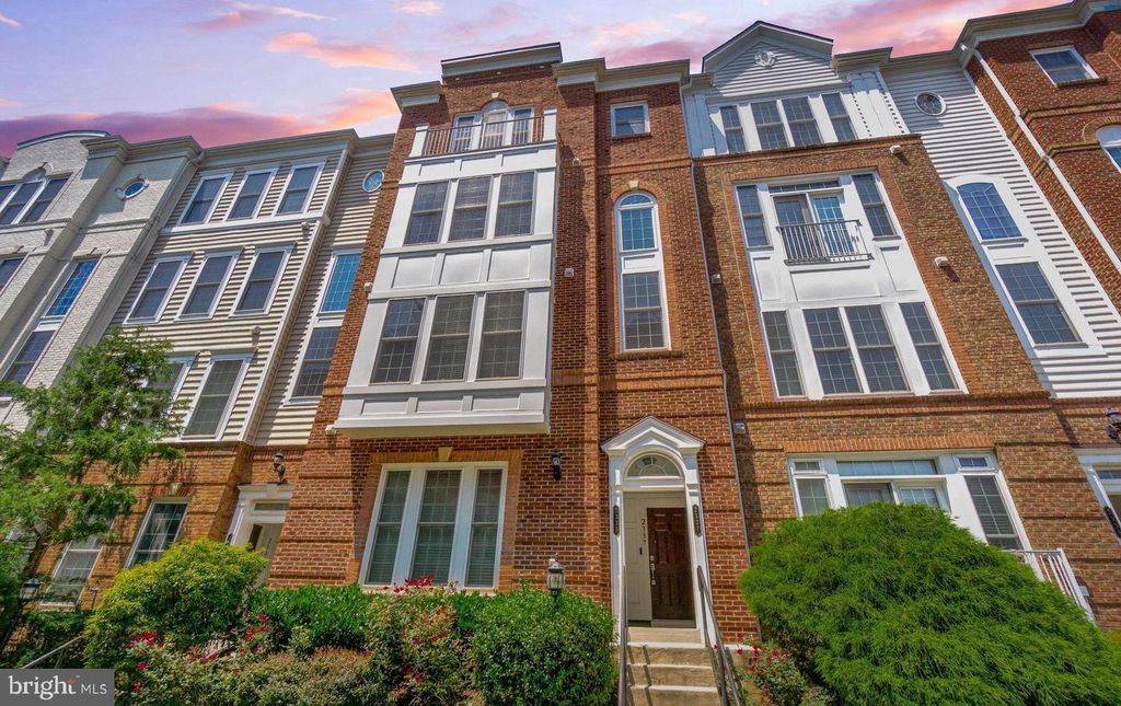2337 BROOKMOOR LN, Woodbridge, VA 22191