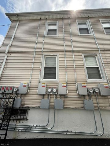 1028 Sheridan Ave 4, Elizabeth City, NJ 07208