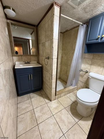 1028 Sheridan Ave 4, Elizabeth City, NJ 07208