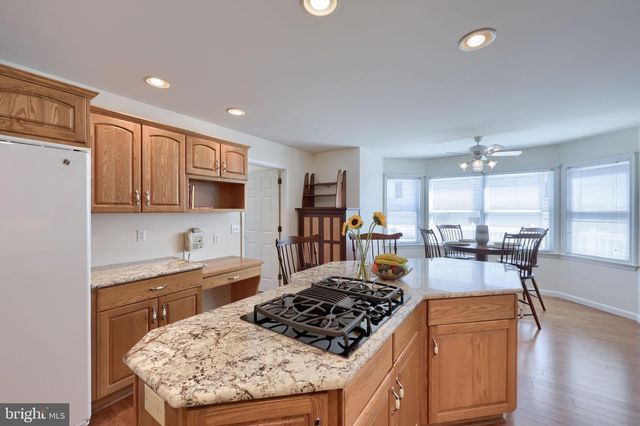 1015 MARTIN AVE, Ephrata, PA 17522