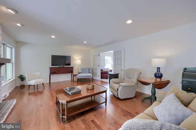 1015 MARTIN AVE, Ephrata, PA 17522