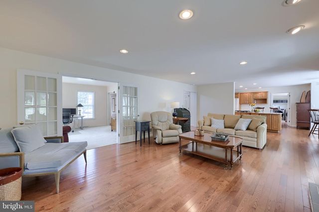 1015 MARTIN AVE, Ephrata, PA 17522