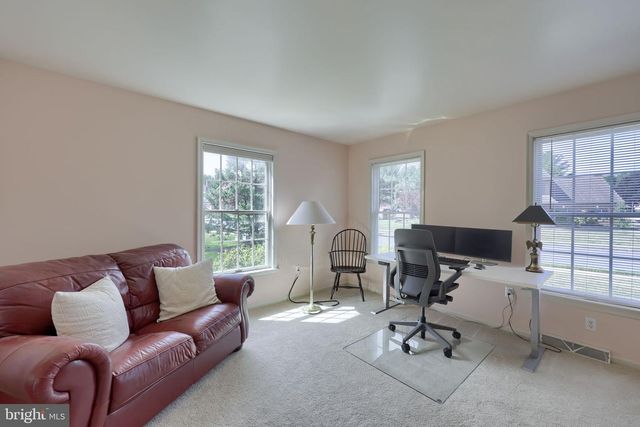 1015 MARTIN AVE, Ephrata, PA 17522