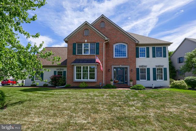 1015 MARTIN AVE, Ephrata, PA 17522