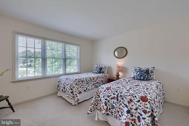1015 MARTIN AVE, Ephrata, PA 17522
