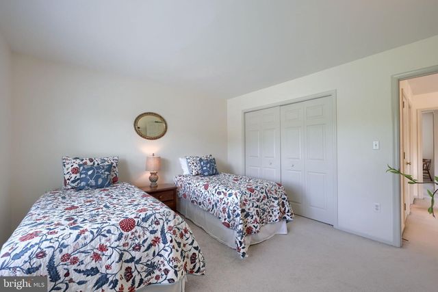 1015 MARTIN AVE, Ephrata, PA 17522