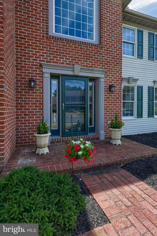 1015 MARTIN AVE, Ephrata, PA 17522